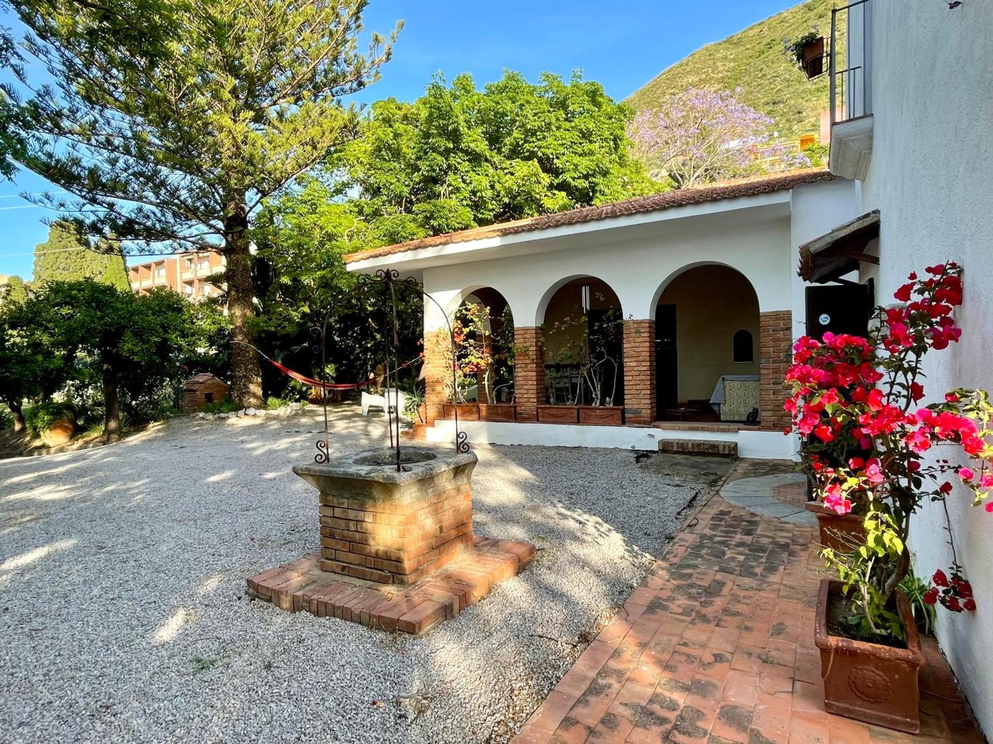 Villa Tana Pacenzia Чефалу Экстерьер фото