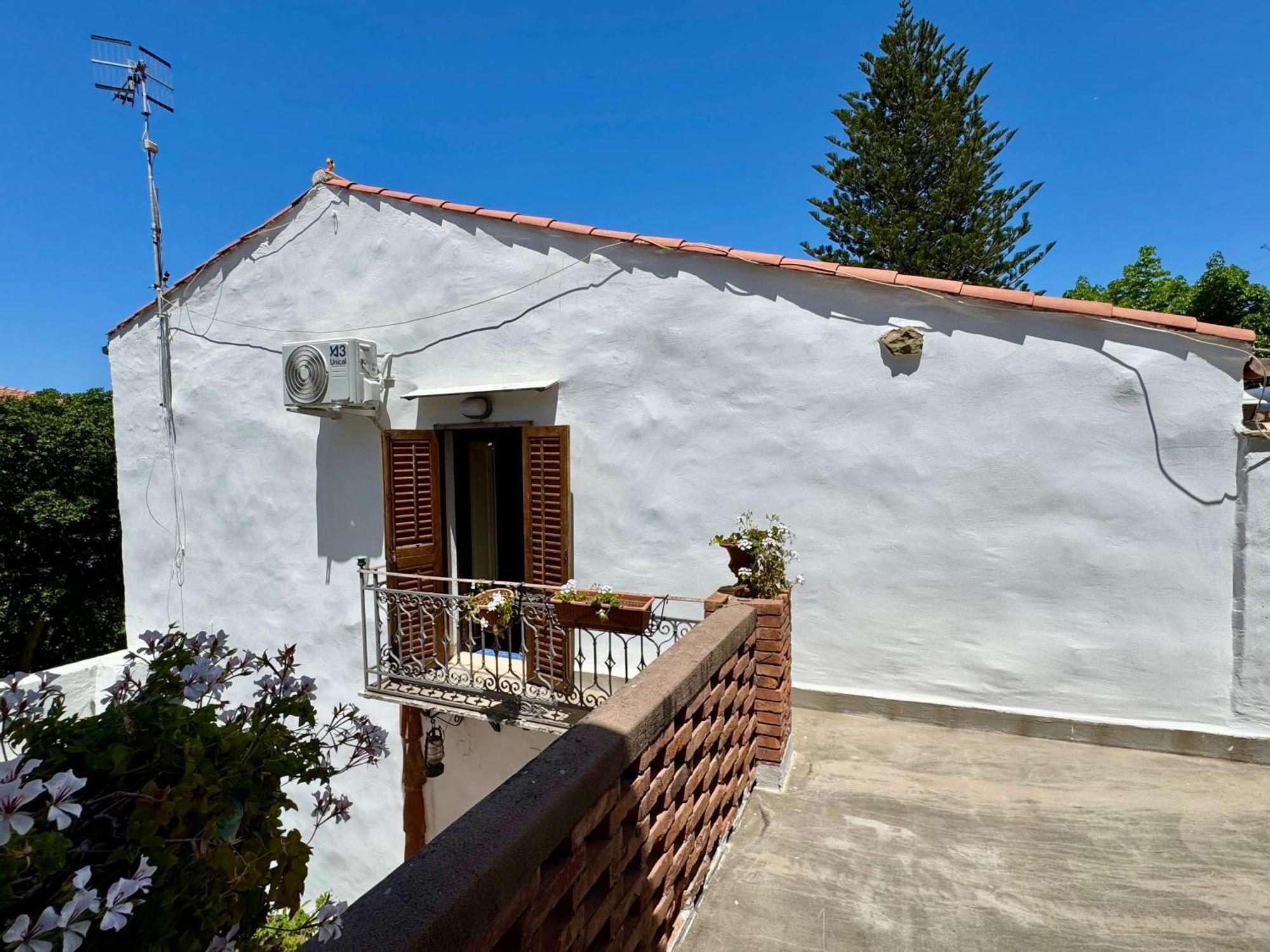 Villa Tana Pacenzia Чефалу Экстерьер фото